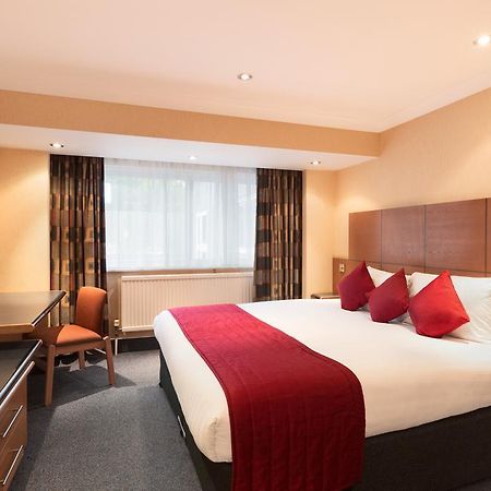 Ramada Hatfield Hatfield  Exteriör bild