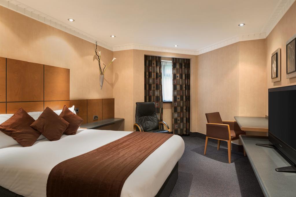 Ramada Hatfield Hatfield  Exteriör bild
