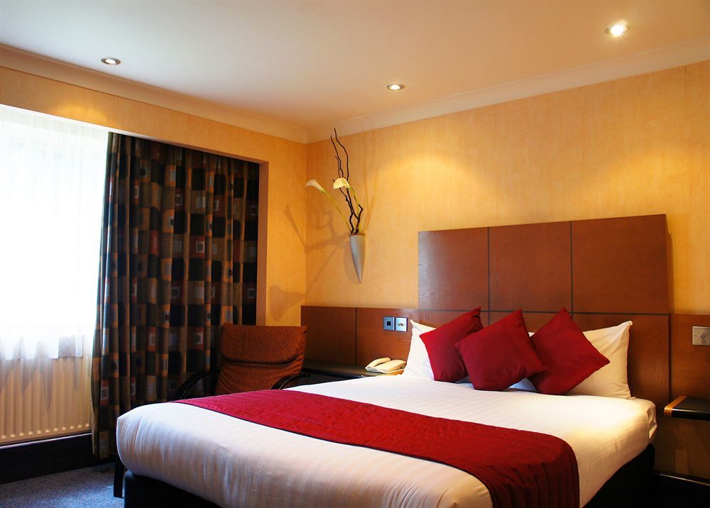 Ramada Hatfield Hatfield  Exteriör bild